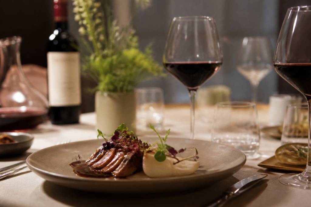 Fine wines and food pairings for elegant tasting menus