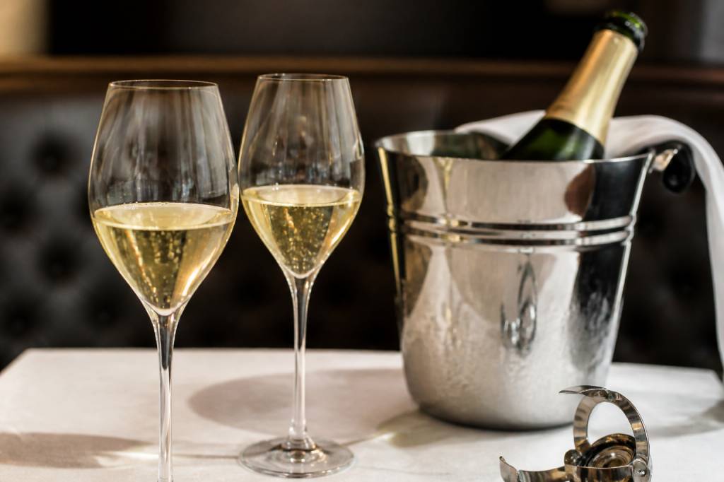 Non vintage champagne: what it is, how it tastes and why it matters